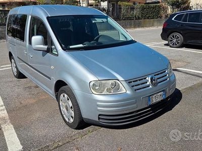 Usata VW Caddy 109 CV (80 kW) 2010 Grigio Monovolume