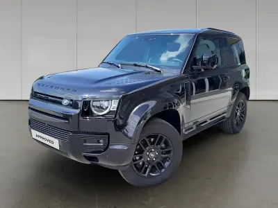 Usata Land Rover Defender SE Dynamic 200 CV (147 kW) 2024 Santorini black SUV