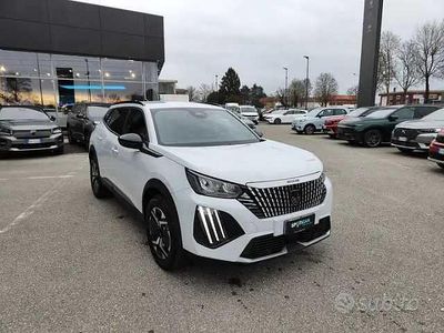 Nuova Peugeot 2008 Allure 145 CV (106 kW) 2025 SUV