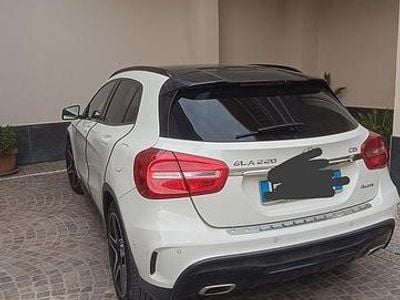 Usata Mercedes GLA220 Premium 177 CV (130 kW) 2016 Bianco SUV