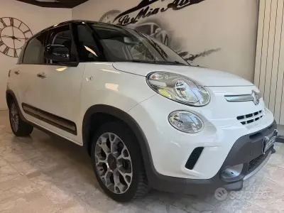 Usata Fiat 500L Trekking 105 CV (77 kW) 2015 Bianco Monovolume