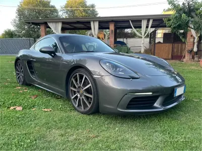Usata Porsche 718 Cayman