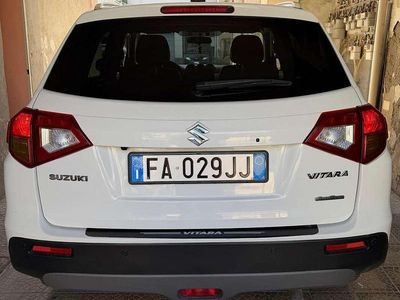 Usata Suzuki Vitara 120 CV (88 kW) 2015 Bianco SUV
