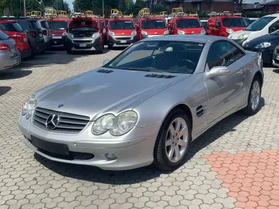 Usata Mercedes SL350 245 CV (180 kW) 2005 Argento Cabrio