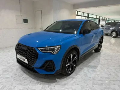 Begagnad Audi Q3 S-Line 200 HK (147 kW) 2021 Blå SUV