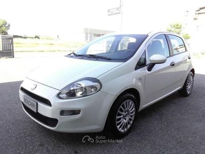 Usata Fiat Punto 77 CV (56 kW) 2013 Bianco pastello Utilitaria
