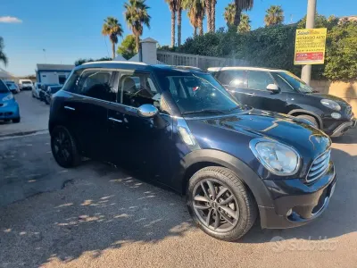 Usado Mini Cooper D Countryman 111 HP (81 kW) 2014 Azul SUV