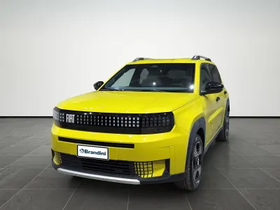 Usata Fiat Grande Panda La Prima 42 kW (58 CV) 2025 Giallo limone Utilitaria