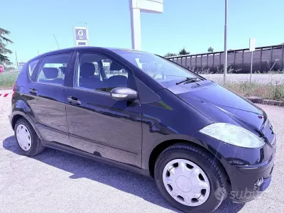 Käytetty Mercedes A150 Avantgarde 95 HP (69 kW) 2006 Musta Sedan