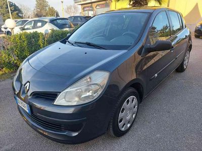 usata Renault Clio 3ª serie 1.5 dCi 85CV 5 porte Confort