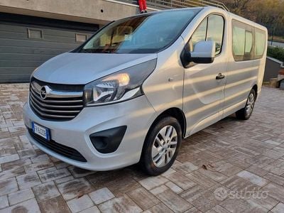 Usata Opel Vivaro 125 CV (91 kW) 2018 Grigio Monovolume