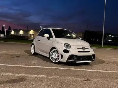 Usata Abarth 595 70th Anniversary 180 CV (132 kW) 2020 Grigio Berlina