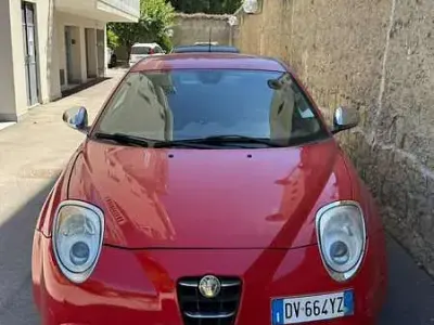 Usata Alfa Romeo MiTo Distinctive 90 CV (66 kW) 2009 Rosso Utilitaria