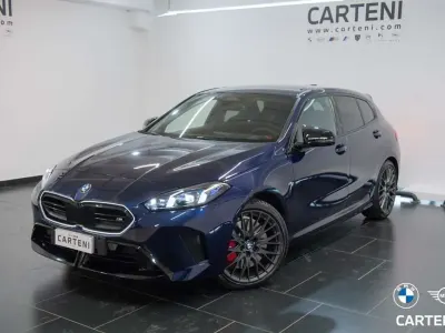 Usata BMW 135 M Sport 300 CV (220 kW) 2025 Tanzanite blue metallizzato Utilitaria