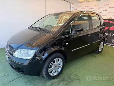 Usata Fiat Idea 90 CV (66 kW) 2008 Nero Monovolume