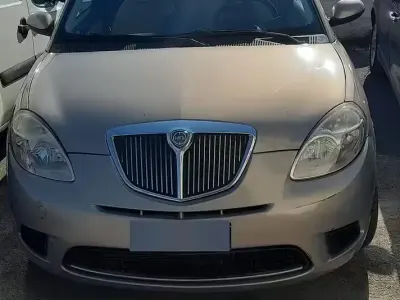 Usata Lancia Ypsilon 90 CV (66 kW) 2008 Utilitaria