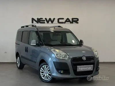 Usata Fiat Doblò Emotion 105 CV (77 kW) 2012 Grigio Monovolume