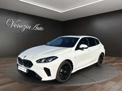 Usata BMW 118 M Sport 150 CV (110 kW) 2025 Bianco Utilitaria