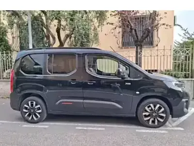 Nuova Citroën Berlingo XTR 100 CV (73 kW) 2026 Monovolume