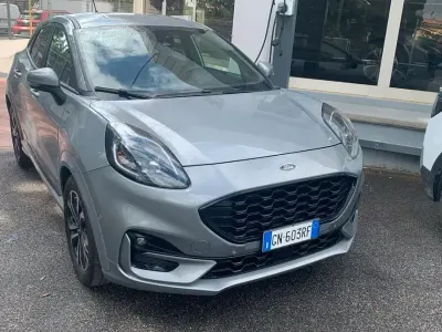 Begagnad Ford Puma ST-Line 125 HK (91 kW) 2023 Grå SUV