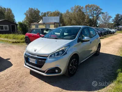 Occasion Peugeot 208 75 ch (55 kW) 2018 Argent Citadine