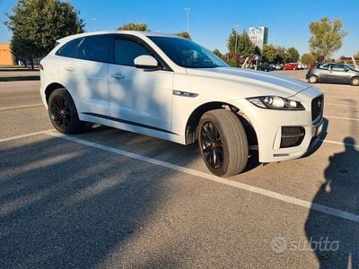 Usata Jaguar F-Pace R-Sport 180 CV (132 kW) 2017 Bianco SUV