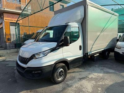 Usata Iveco Daily 136 CV (100 kW) 2020 Bianco Furgone