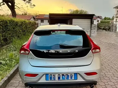 Occasion Volvo V40 150 ch (110 kW) 2015 Gris Berline