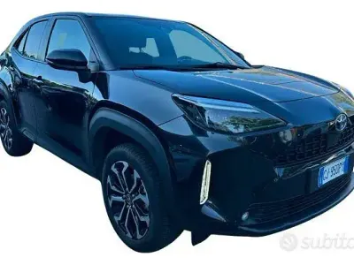 Usata Toyota Yaris Cross Trend 92 CV (67 kW) 2022 Nero SUV