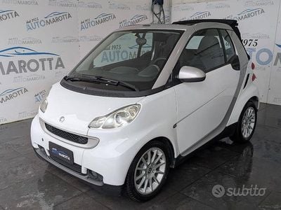 Begagnad Smart ForTwo Cabrio Pulse 45 HK (33 kW) 2009 Vit Cab