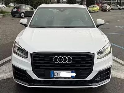 Begagnad Audi Q2 Black Edition 150 HK (110 kW) 2020 Vit SUV