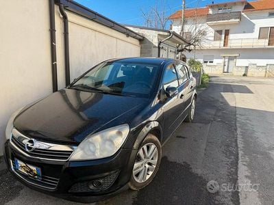 Usata Opel Astra 60 CV (44 kW) 2007 Berlina
