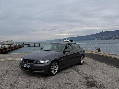 Usata BMW 320 177 CV (130 kW) 2007 Nero Berlina