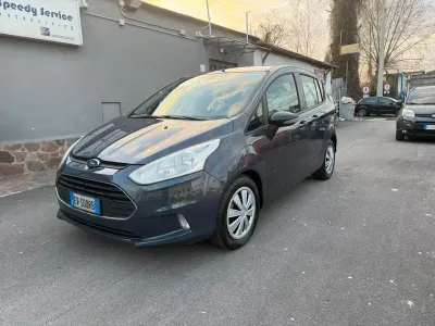 Usata Ford B-MAX Titanium 74 CV (54 kW) 2014 Blu Monovolume