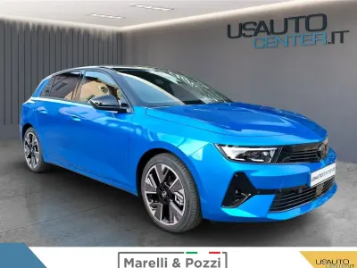 Usata Opel Astra Elegance 180 CV (132 kW) 2023 Utilitaria