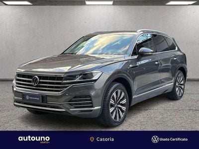 Usata VW Touareg Elegance 231 CV (169 kW) 2023 Grigio SUV