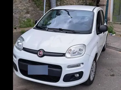 Usata Fiat Panda Lounge 95 CV (69 kW) 2016 Bianco Utilitaria