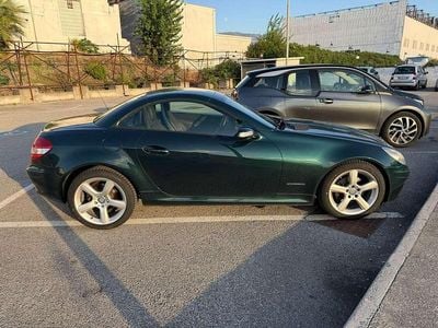 Usata Mercedes SLK200 163 CV (119 kW) 2005 Verde petrol met. Cabrio