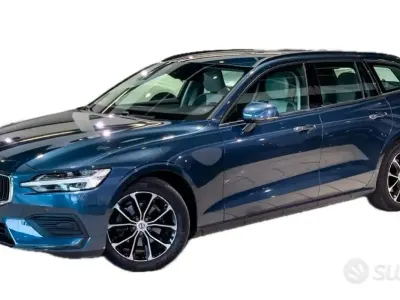 Usata Volvo V60 Business Edition 150 CV (110 kW) 2019 Bluazzurro Station wagon
