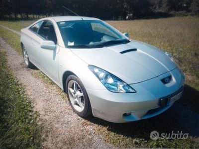 Usata Toyota Celica T2 143 CV (105 kW) 2002 Grigio Coupé