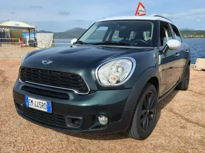 Usata Mini Cooper S Countryman 184 CV (135 kW) 2012 Verde SUV