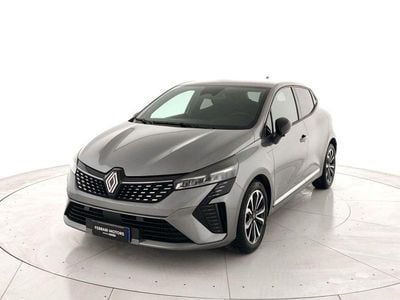Usata Renault Clio V Techno 91 CV (66 kW) 2025 Grigio Berlina