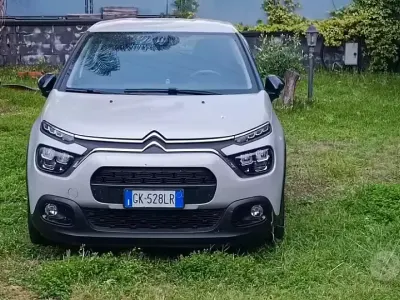Usata Citroën C3 Shine 102 CV (75 kW) 2022 Marrone Utilitaria