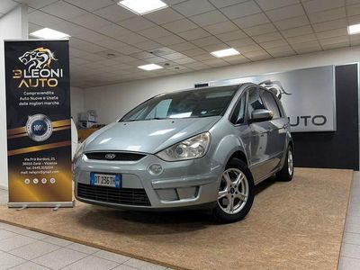 Usata Ford S-MAX Titanium 140 CV (102 kW) 2008 Argento Monovolume