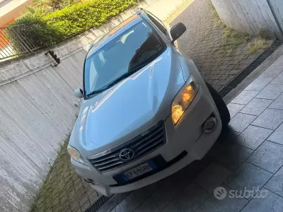 Begagnad Toyota RAV4 150 HK (110 kW) 2013 Vit SUV