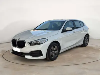 Usata BMW 116 Advantage 116 CV (85 kW) 2021 Bianco Utilitaria