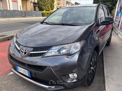 Usata Toyota RAV4 124 CV (91 kW) 2014 Grigio SUV