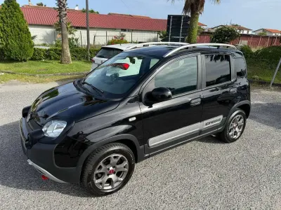 Usata Fiat Panda Cross Cross 95 CV (69 kW) 2015 Nero Utilitaria