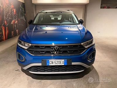 Usata VW T-Roc Style 2023 Blu SUV