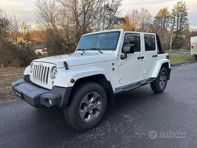 Usata Jeep Wrangler Unlimited Sahara 200 CV (147 kW) 2016 Bianco SUV